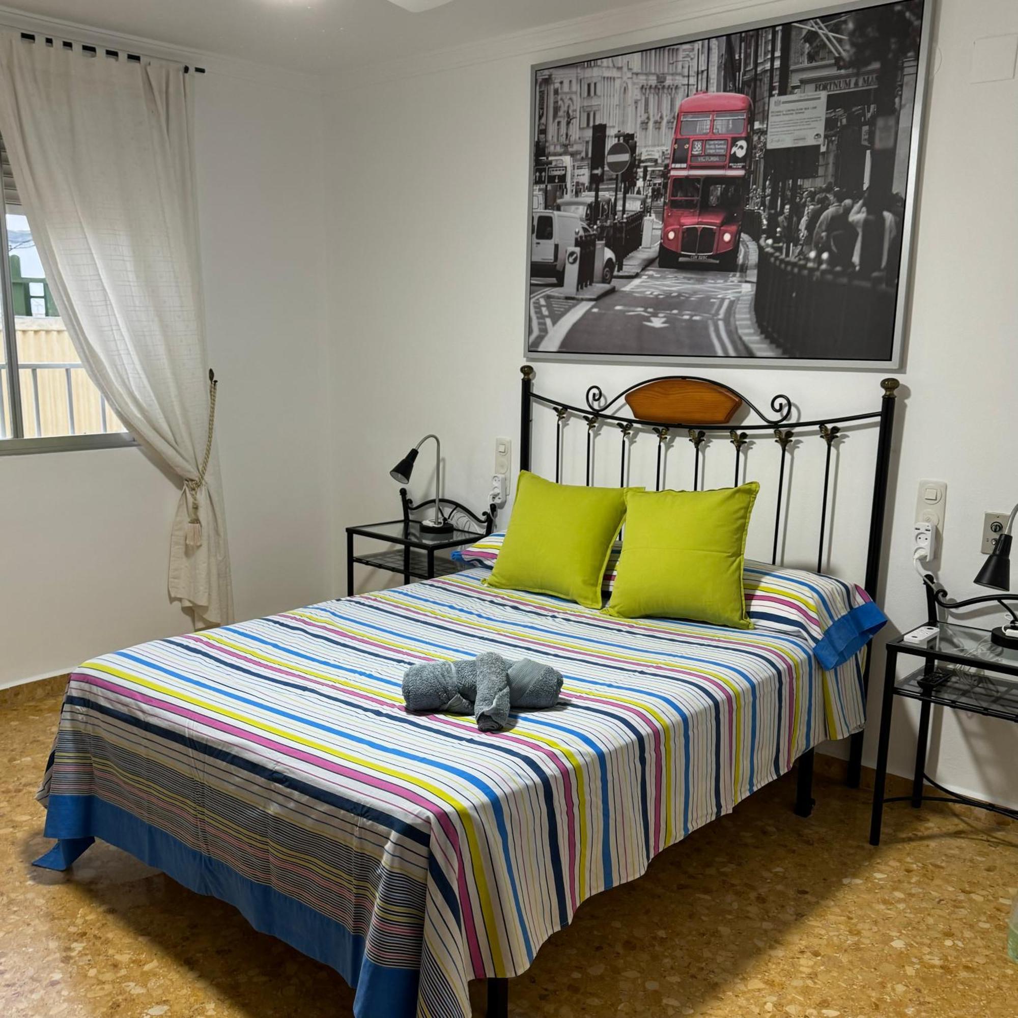 Habitaciones en GANDIA a 5 min del centro histórico Exterior foto